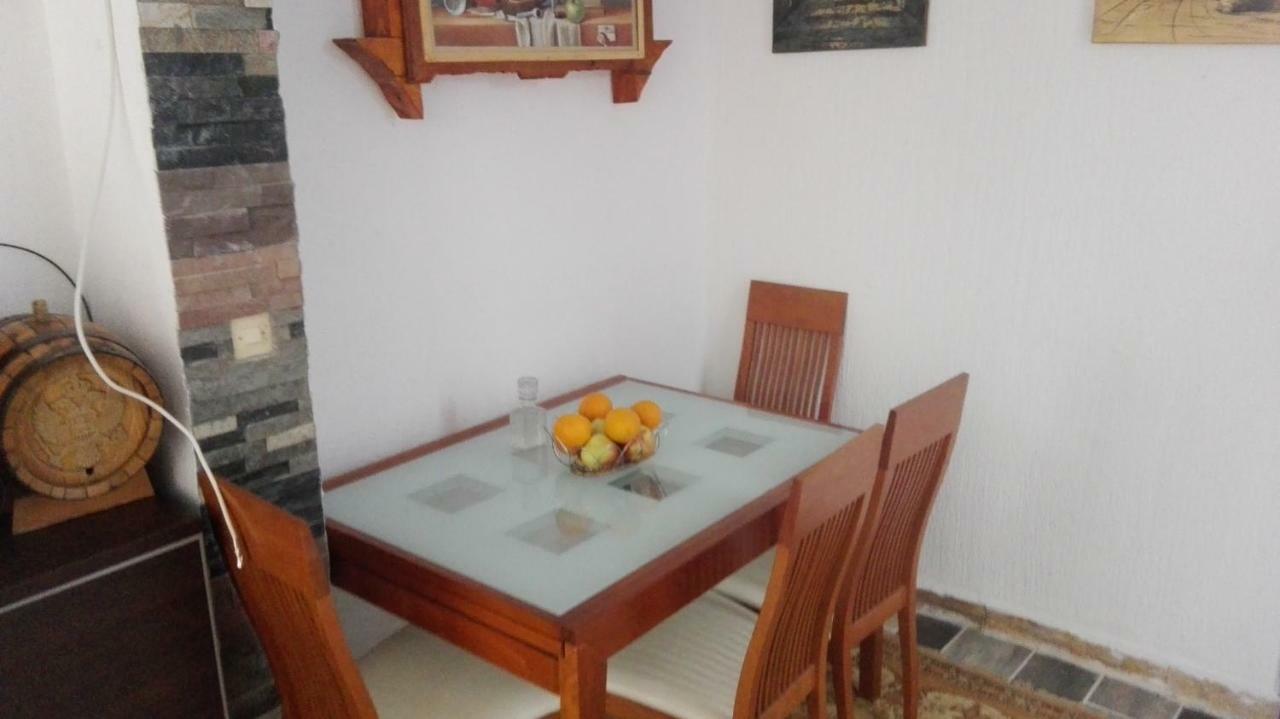 Apartman Studio Nedovic Будва Екстер'єр фото